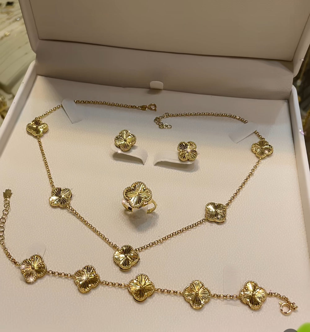 Clover Collection jewelry